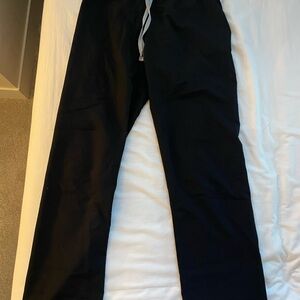 Figs women straight leg scrub pants